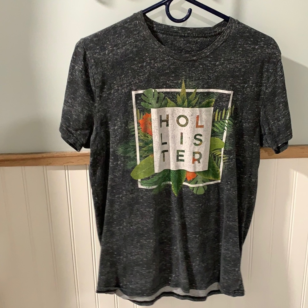 Hollister shirt